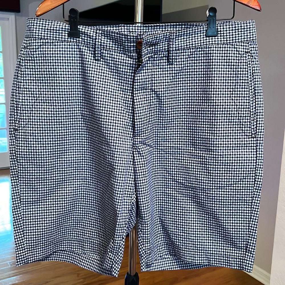 Robert Graham Black and White Checkered Men Shorts